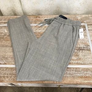 🐰SOLD🐰NWT GAP GRAY PANTS